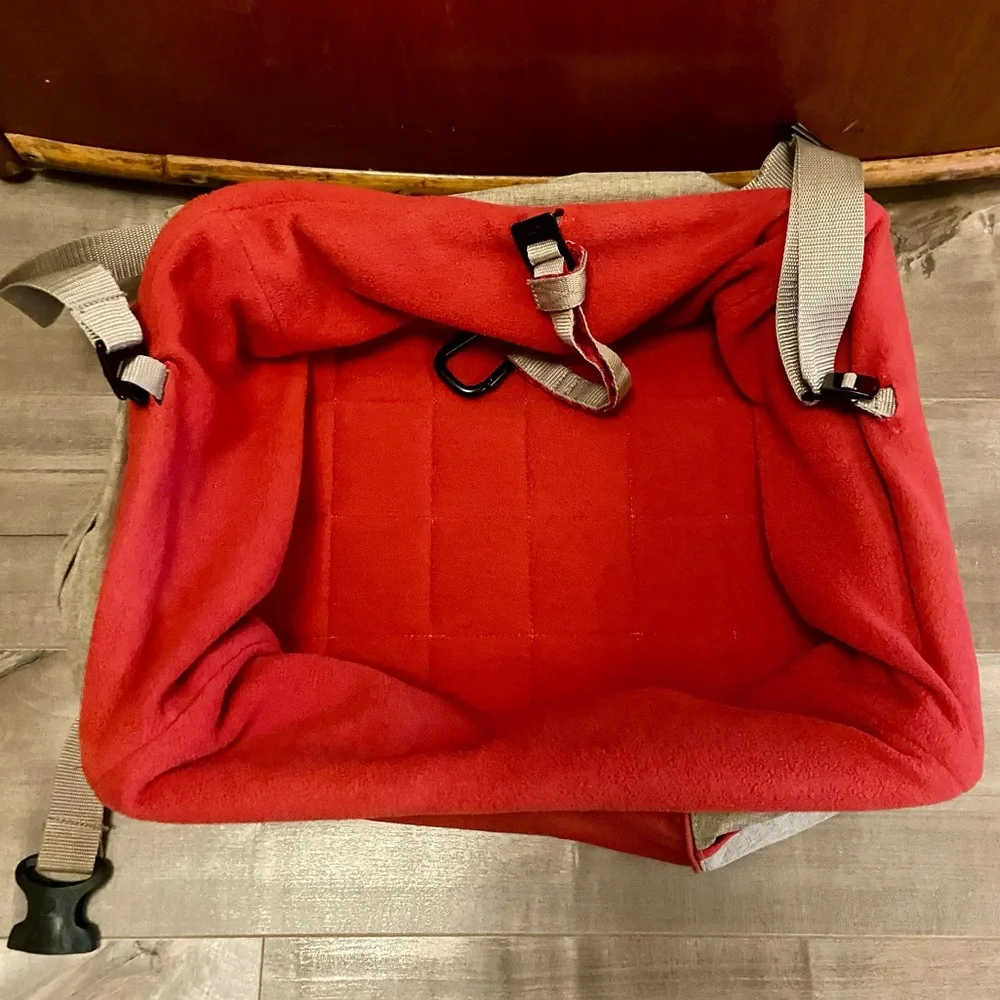 Kurgo Heather Dog Booster Seat with Red